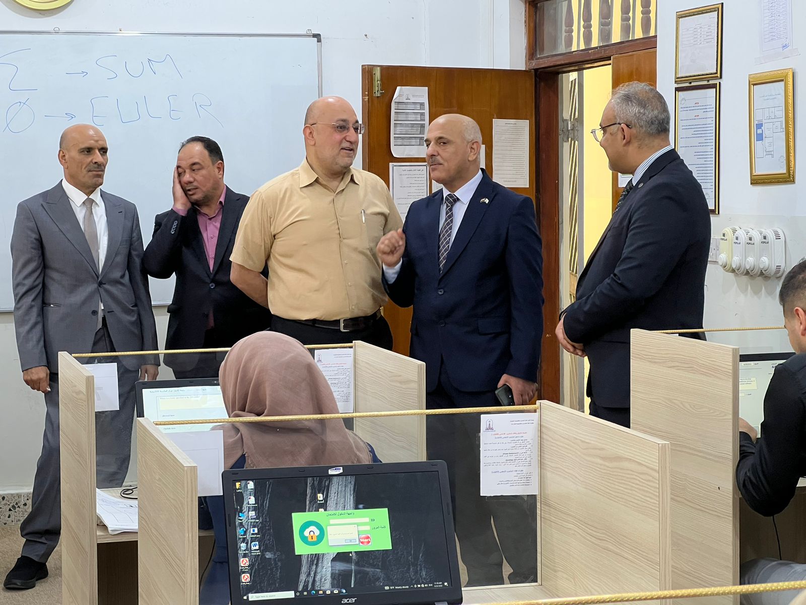 بدء الامتحان التنافسي للقبول في الدراسات العليا (ماجستير / دكتوراه) في علوم الحاسبات