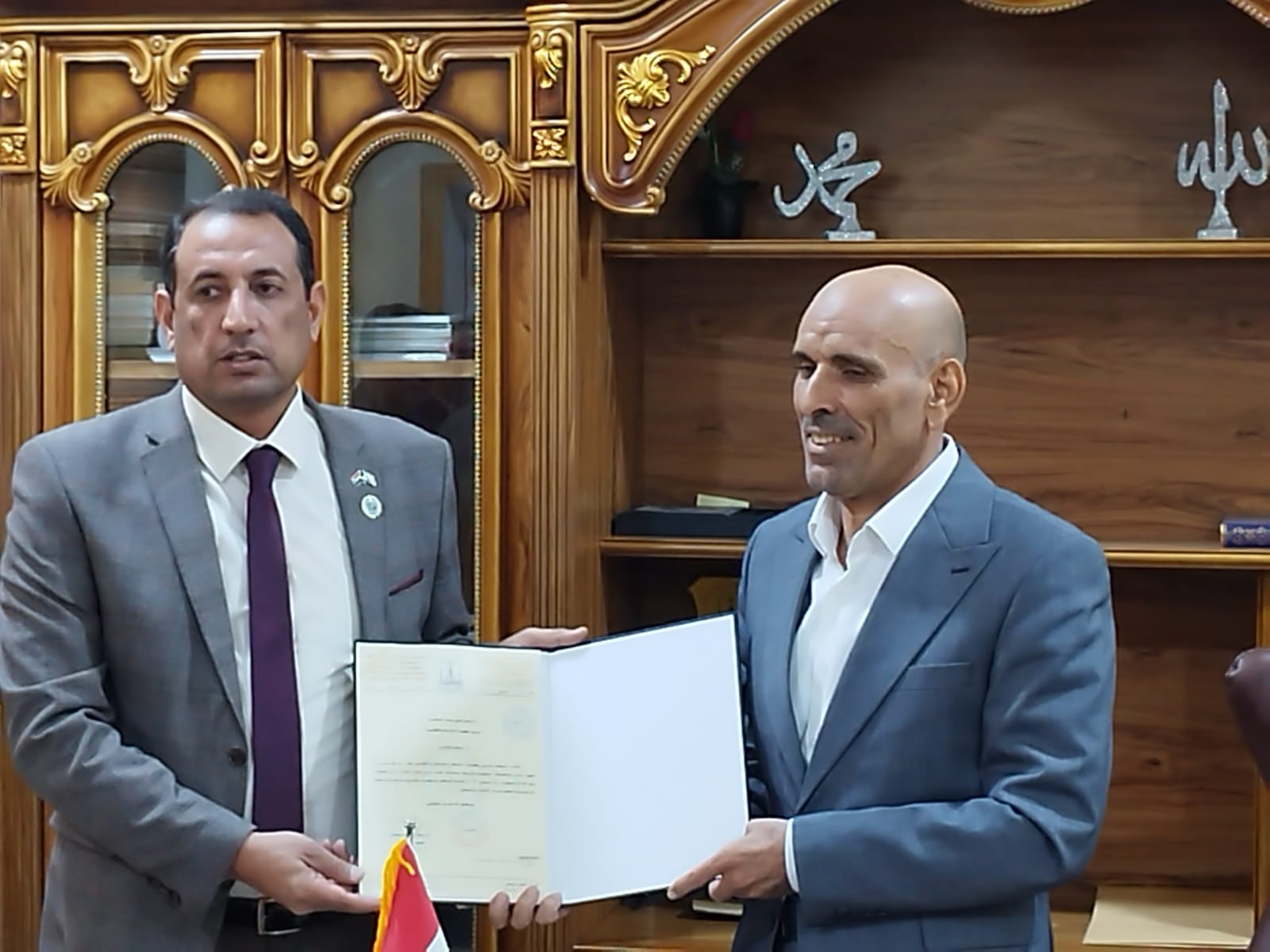 زيارة عميد كلية علوم الحاسوب وتكنولوجيا المعلومات واعضاء مجلس الكلية الى عمادة كلية الادارة والاقتصاد