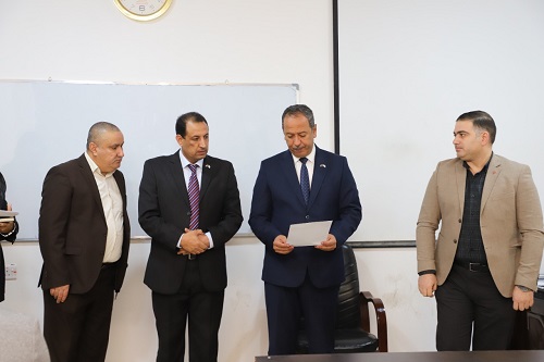 رئيس الجامعة يتفقد امتحانات الفصل الدراسي الأول - الدراسات العليا